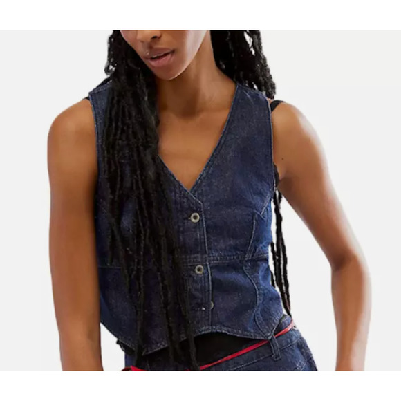 Free People Tops - NEW FREE PEOPLE SCOUT DENIM CROPPED VEST TOP SZ 2